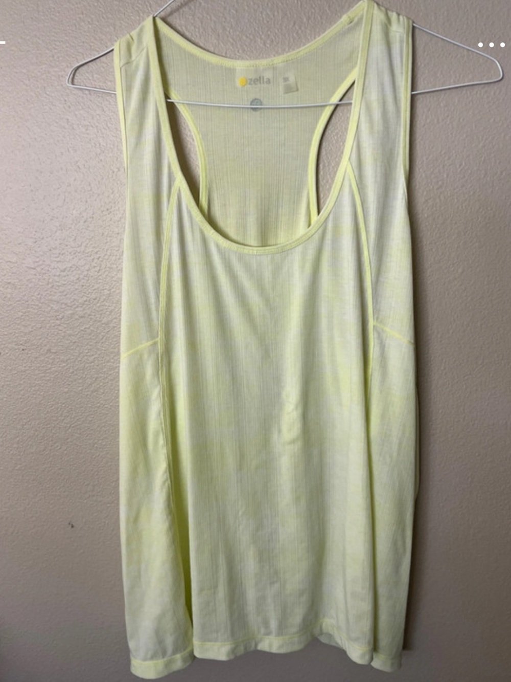 Zella Razorback stretch yellow tank